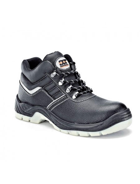 radebe_mining_boot